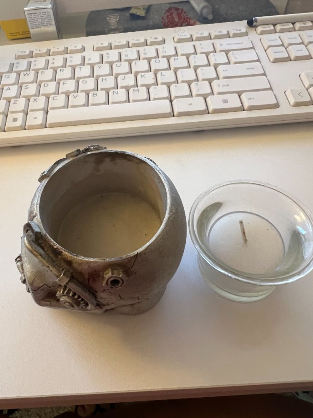Heavy Steampunk Skull Tealight Holder - Picture 5 of 6